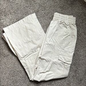 Abercrombie & Fitch Cream Cargo Joggers